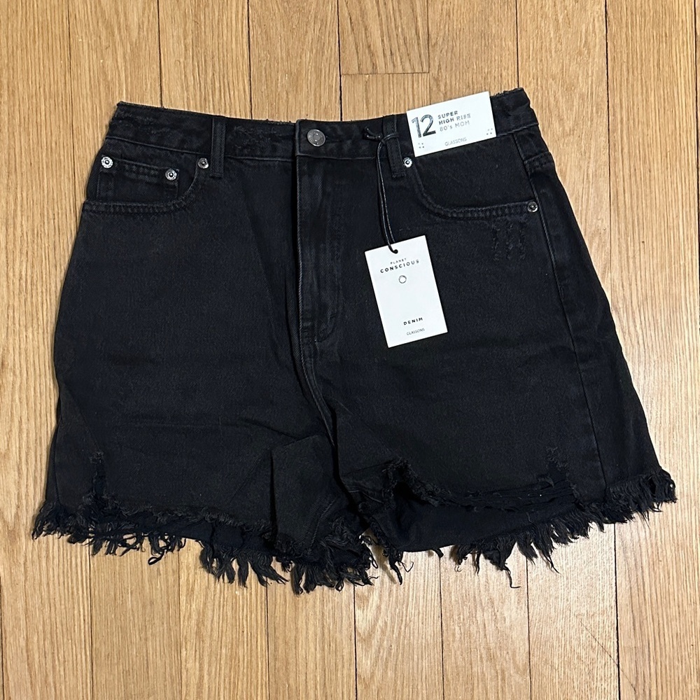 Glassons Black Distressed High Rise Jean Shorts - NWT!! Size 12